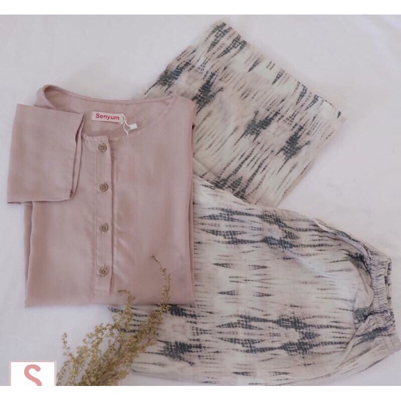 Pajamas Set by Senyum Pajamas