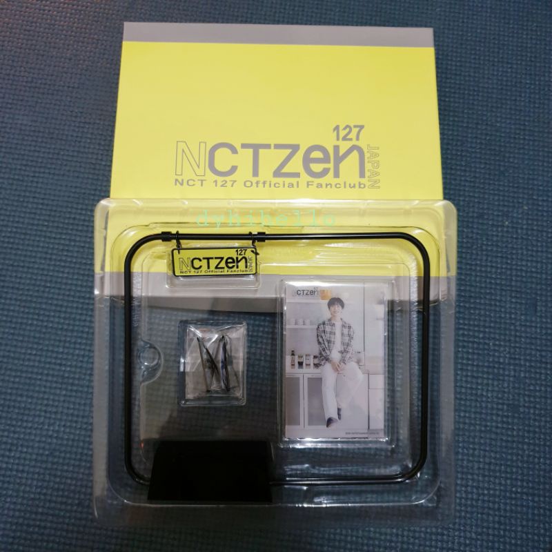 NCT 127 Nctzen Japan MD photostand + photocard pc Doyoung