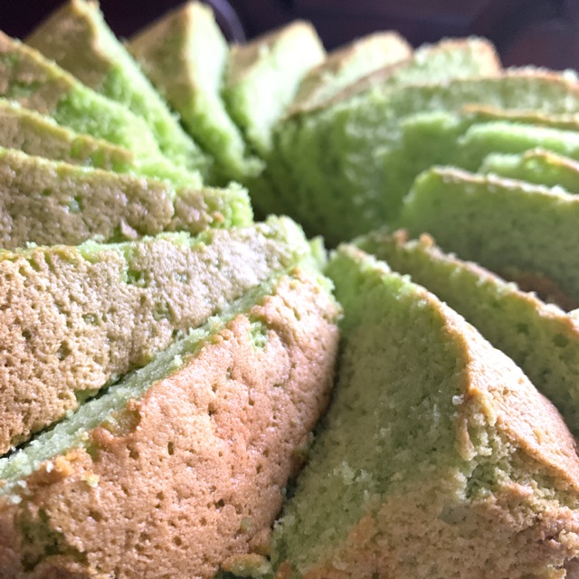 

PANDAN CHIFFON CAKE