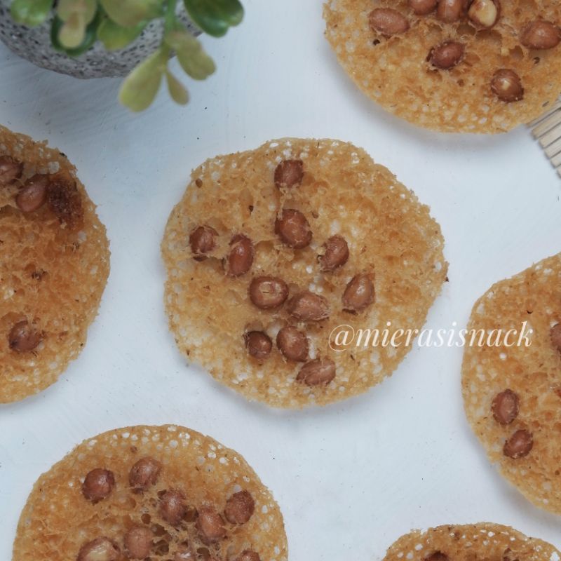 

Keripik Peyek Kacang Nazwa Syifa isi 10pcs | rempeyek kacang tanah renyah