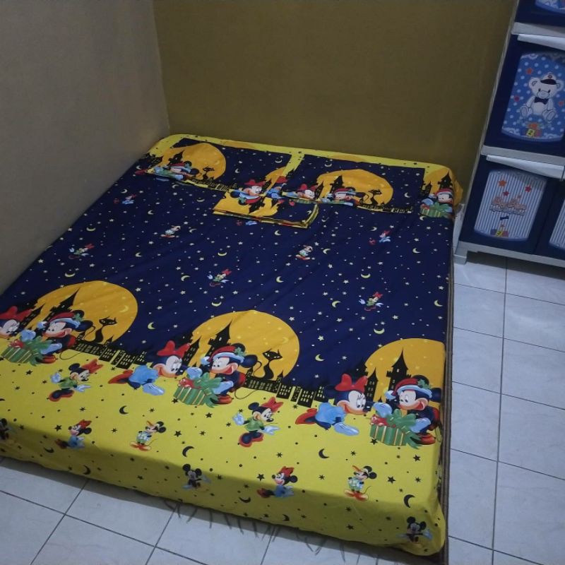 Sprei Homemade murah motif Mickey GoodNight
