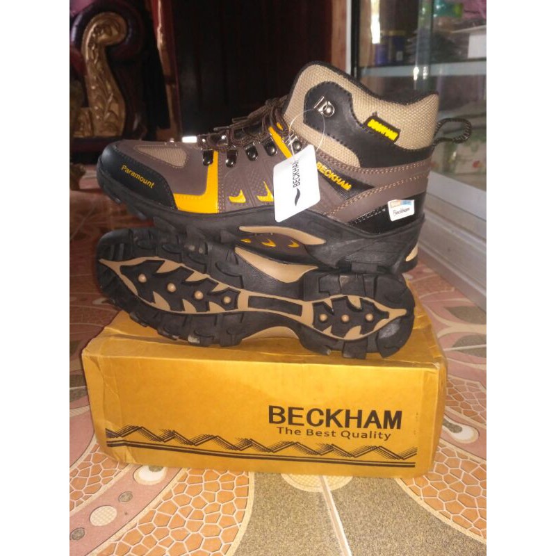 SEPATU BECKHAM PARAMOUNT