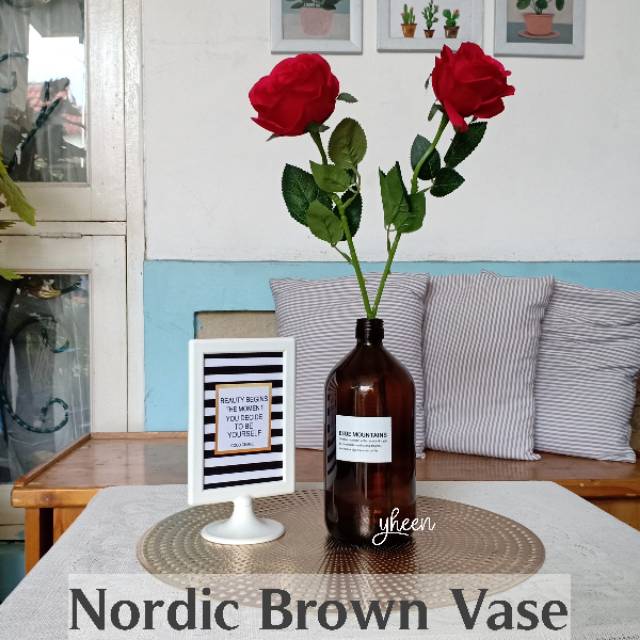 Nordic Brown Vase / Vas Kaca Botol Coklat