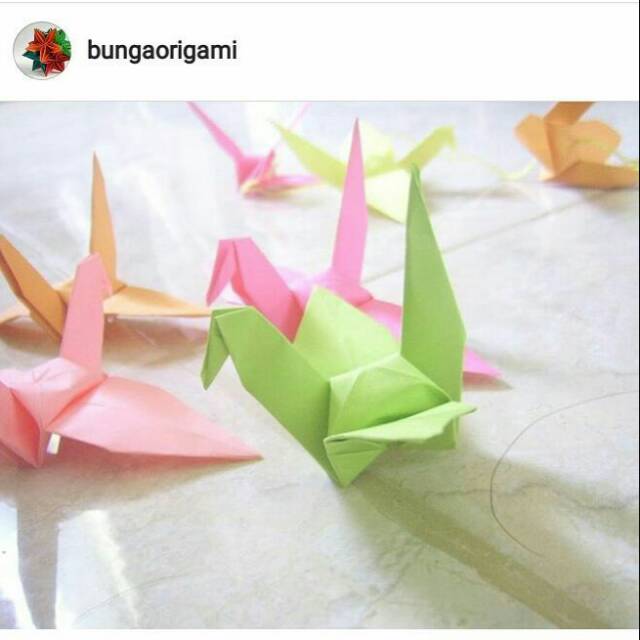 

Burung origami warna random.. kado untuk cewe cowo