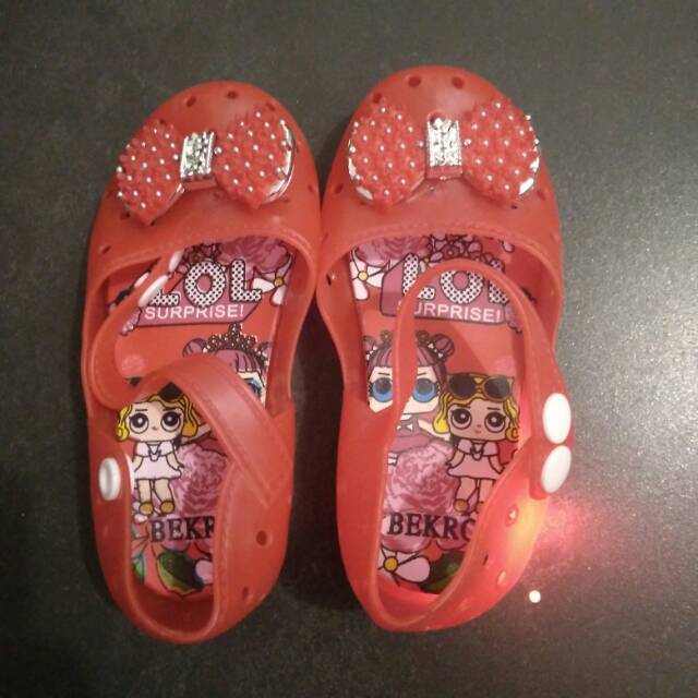 Sepatu LOL Nyala