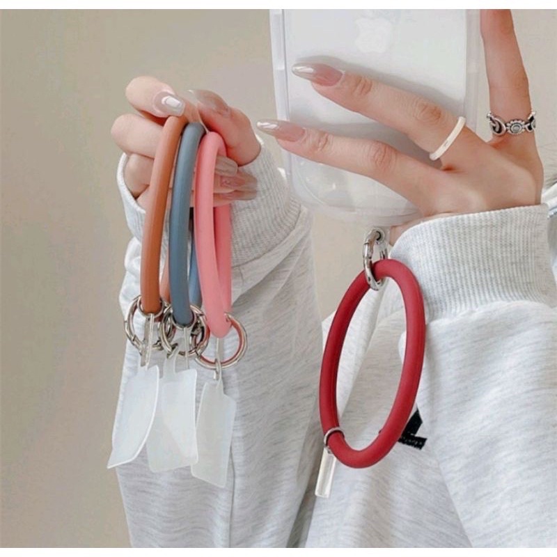Gantungan Kunci / Handphone Universal Bahan Silikon Tali Hp Kekinian gantungan hp gelang tangan gantungan pendek