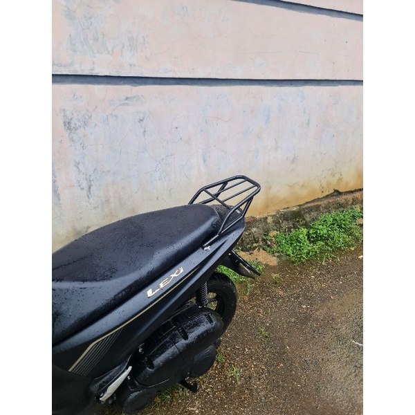 BRECKET BREKET BEHEL BOX YAMAHA LEXI S LEXI S ABS SMARTKEYS