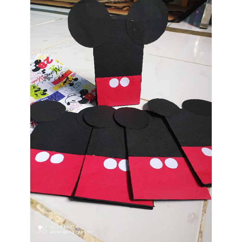 

paperbag Mickey untuk sweet corner ultah