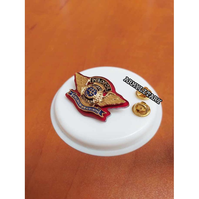 Pin dishub pelopor akrilik 3x3 gold