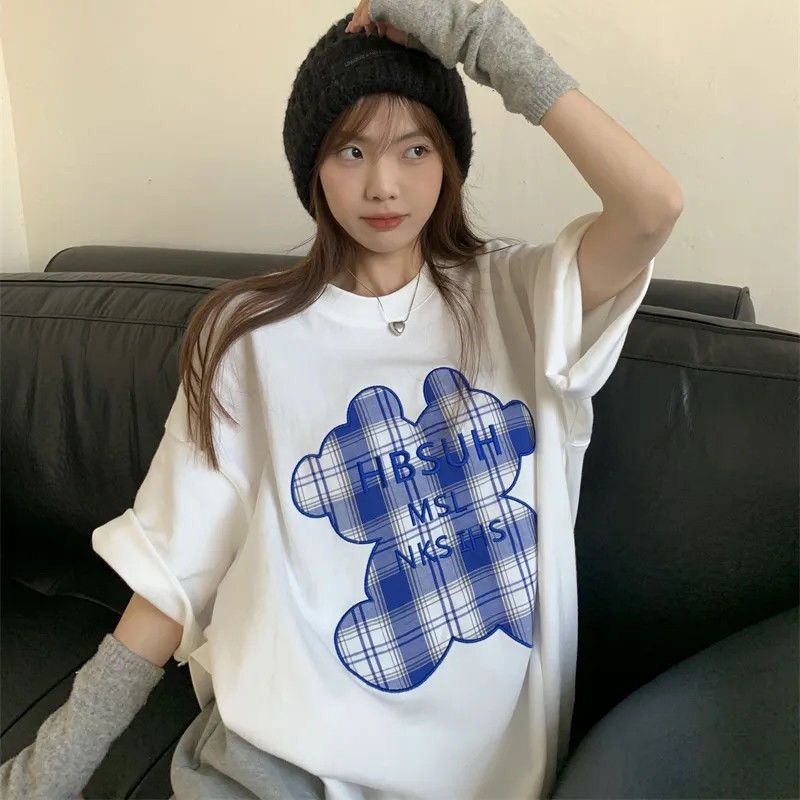 THISTLE - Oversize Tee Tshirt Wanita Model Longgar Motif Bear Kotak Biru