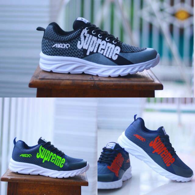 Sepatu supreme cwok running