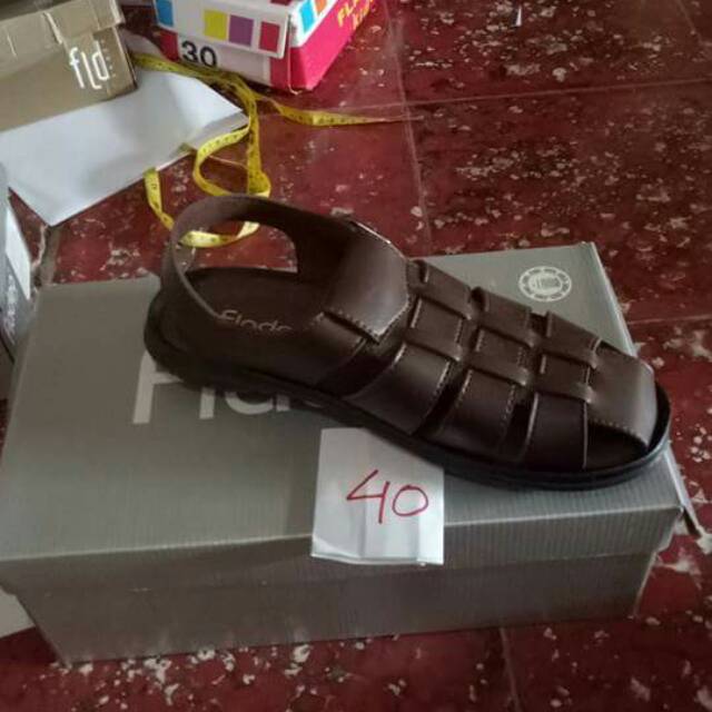 sepatu sendal pria fladeo