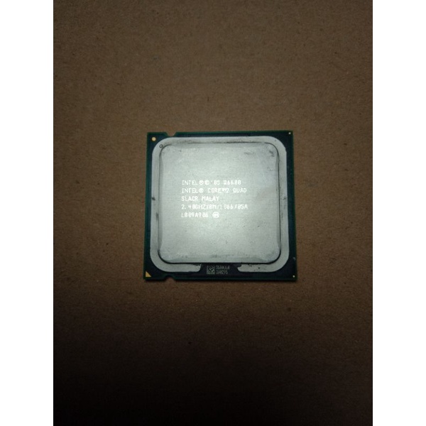 prosesor intel core quard Q6600, 2,40Ghz, socket 775