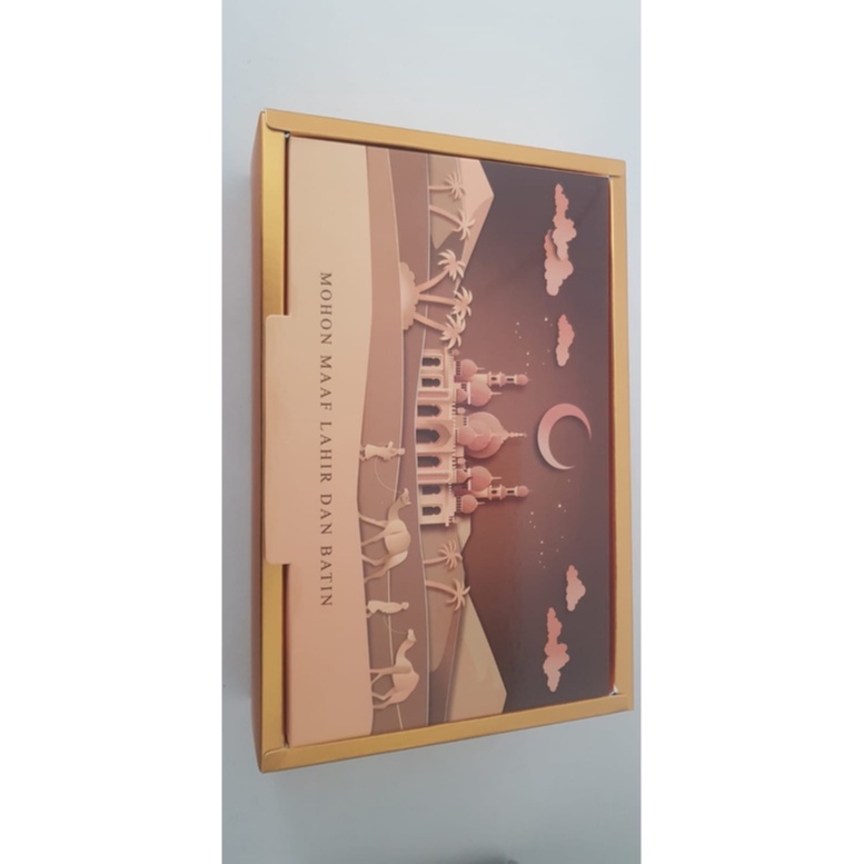 

Dus/Box Gold Mohon Maaf Lahir dan Batin - 26,5x17x7,5cm