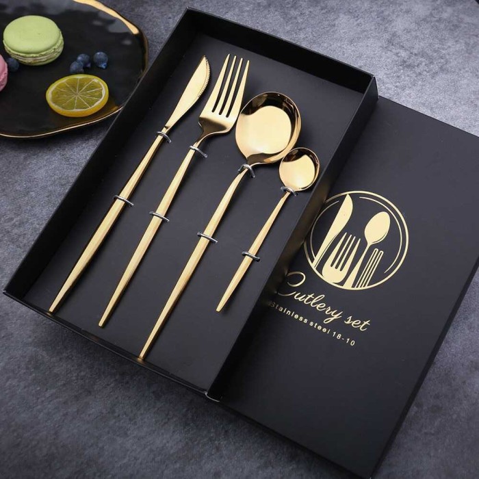 Set Perlengkapan Alat Makan Sendok Garpu Pisau Korea Gift Box Kado