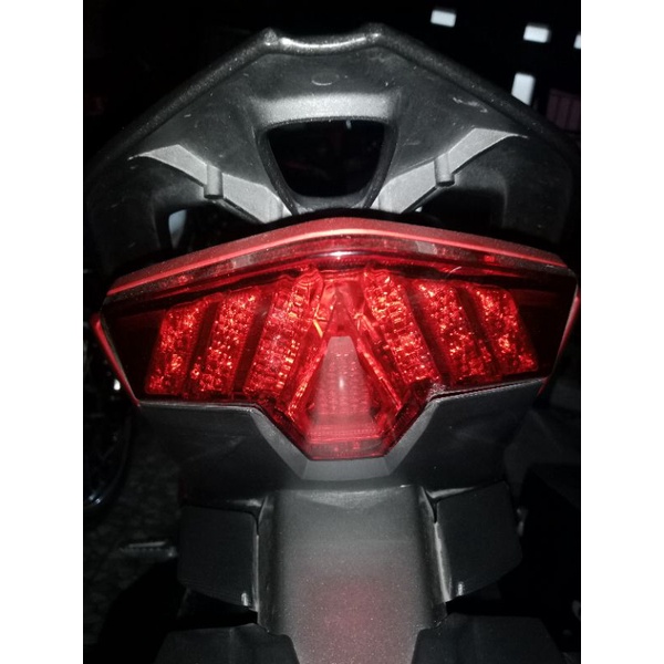 mika lampu stop/belakang assy set lampu led vario 125-150 led new 2018-2020 VARIO original honda