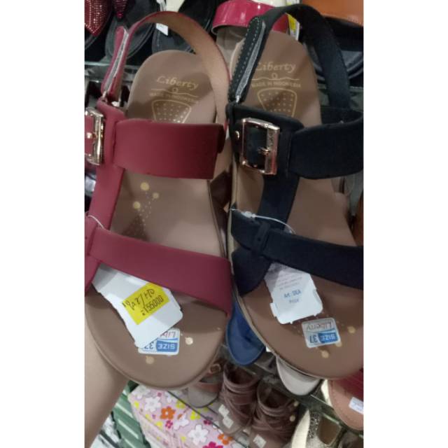 Sandal wanita tali belakang