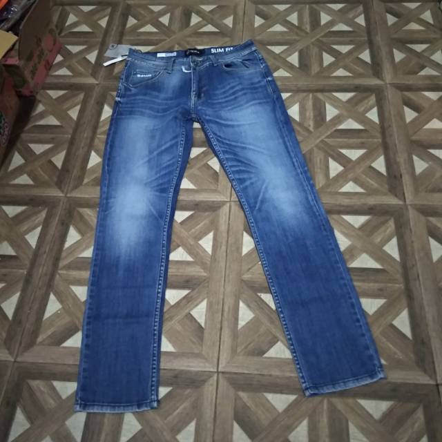 Celana jeans nevada pria
