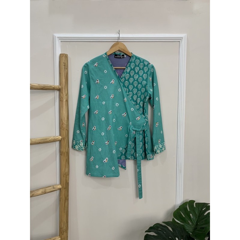 blouse batik