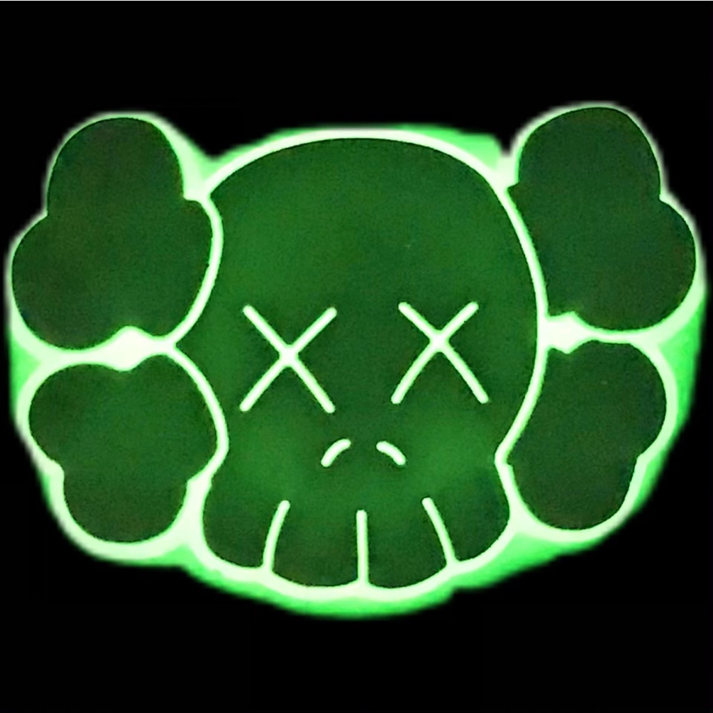 Charms Charms Gesper Sepatu Bentuk Bulan Sabit Bahan PVC Luminous Untuk Hadiah Anak