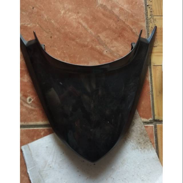 Cover trail tutup body atas lampu blakang supra x 125 fi