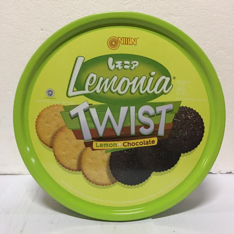 

Biskuit Nissin Lemonia Twist Lemon Chocolate 360gr Buah Tangan Silaturahmi Lebaran Idul Fitri THR Hampers Karyawan