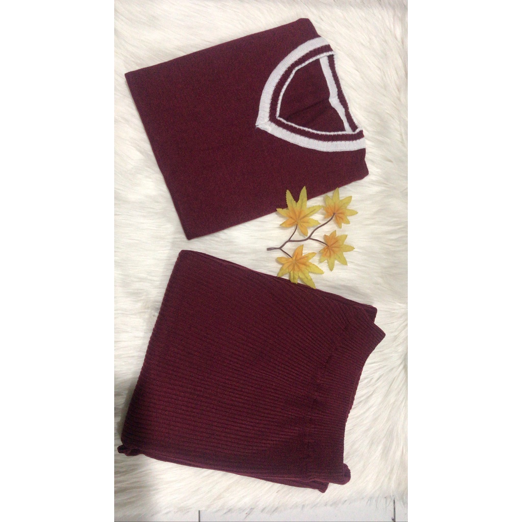 PEVITA ONESET  / STELAN RAJUT/ROK DAN ROMPI