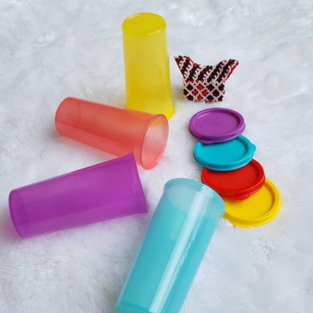 Medium Tumbler Tupperware (satuan)