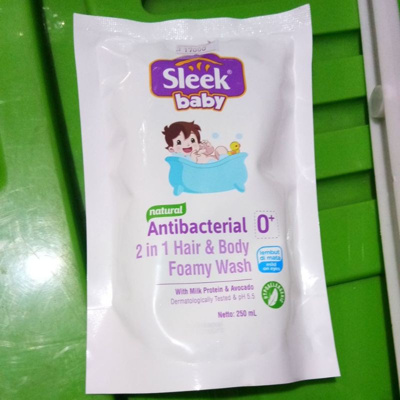 SLEEK BABY HAIR AND BODY FOAMY WASH 250 ML