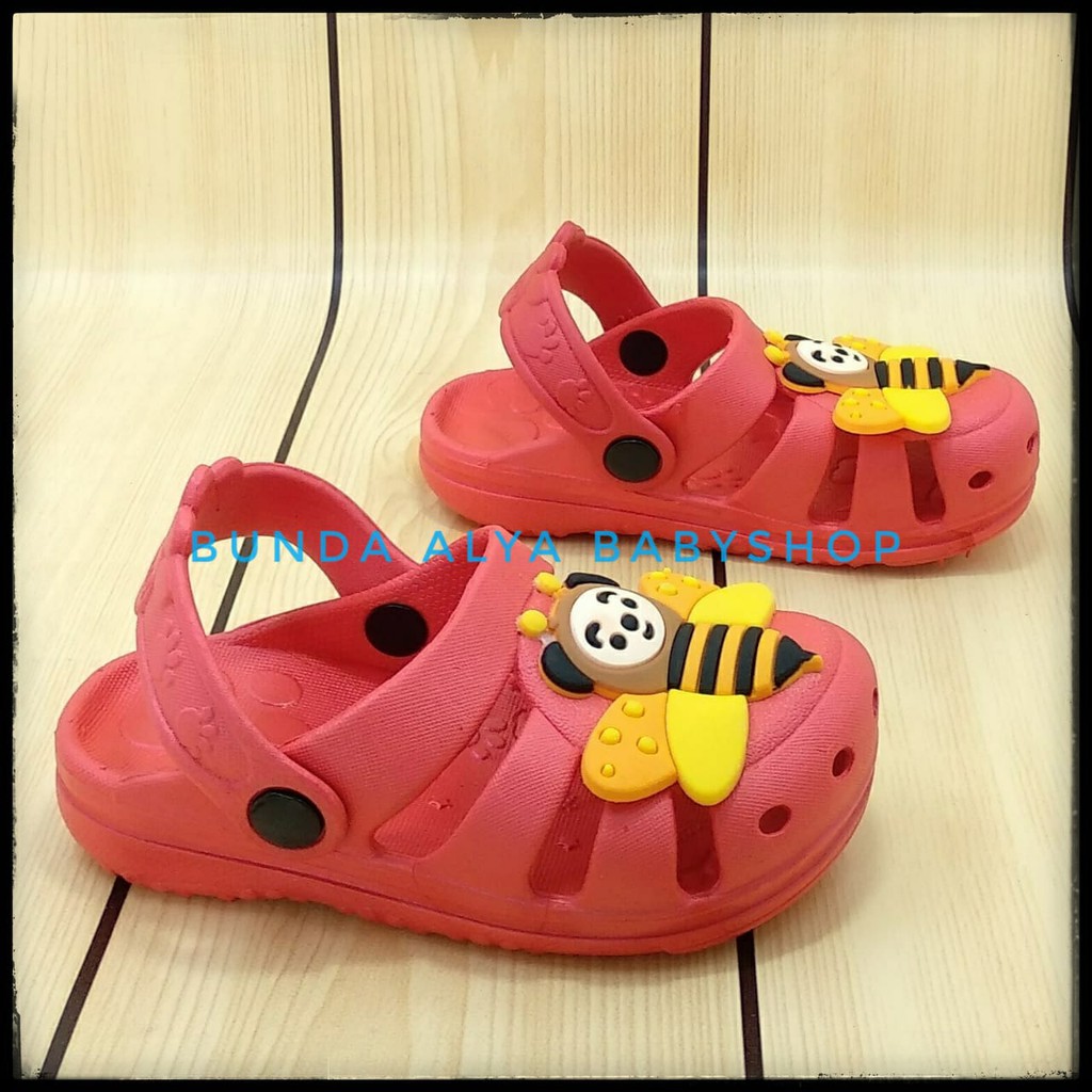 Sandal Anak Laki Karet Usia 2 3 4 Tahun MERAH BEE - Sendal Anak Cowok Cewek Karet Anti Licin Size 24-29 Motif Lebah