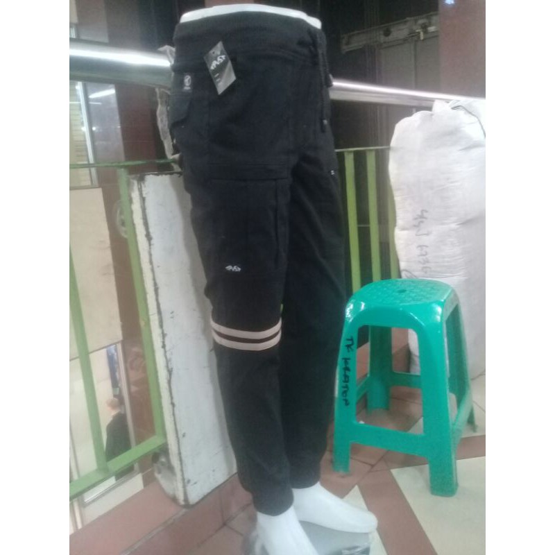 Celana joger karet pinggang  casual size 28/33 kantong taktical dan kimpul