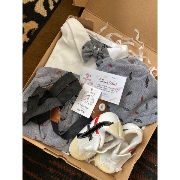 

paket hampers an monica