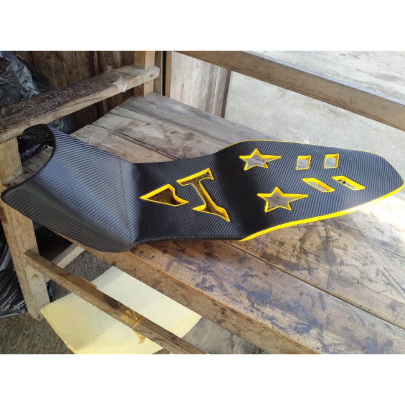 Jok CB150R Old (lama) - Jok lobang CB150R lama