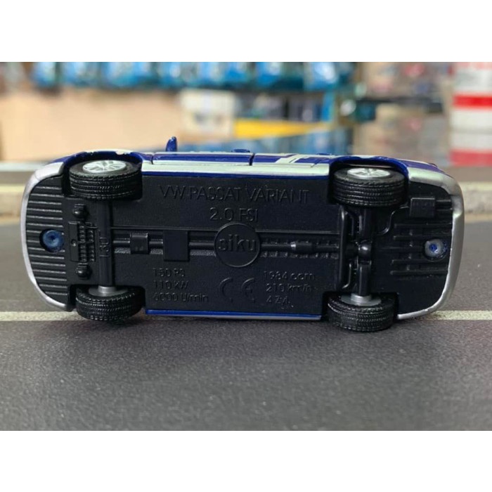 Siku Volkswagen Passat Variant 2.0 FSI THW Biru Loose Pack