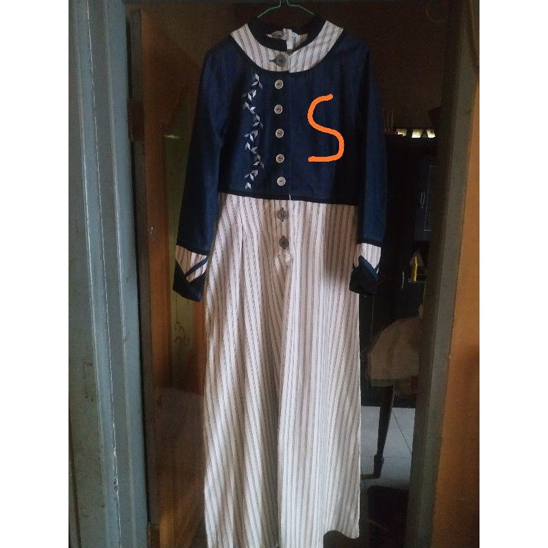 preloved simply look size S vvgc