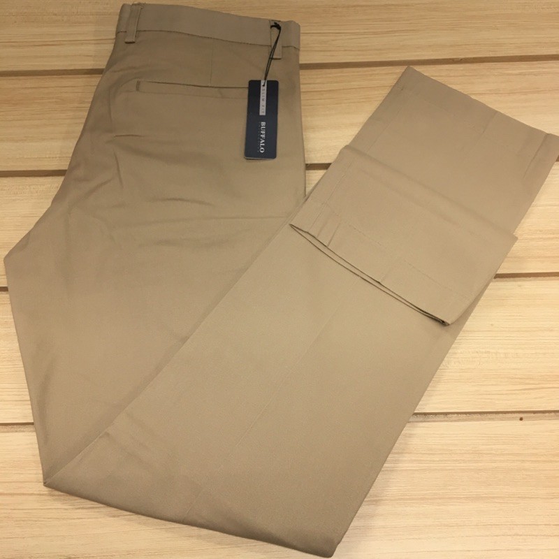 Buffalo / Celana Chinos / Celana Panjang Pria
