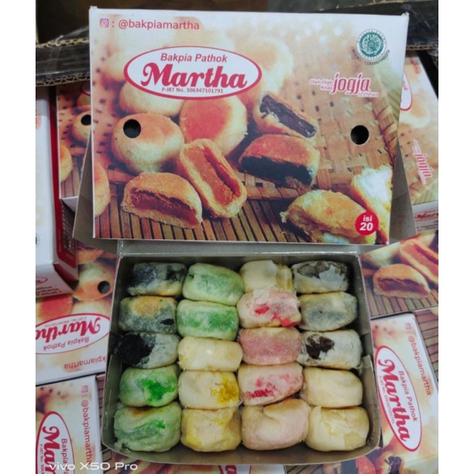 

BAKPIA PATHOK ASLI JOGJA PESANAN MBA RIA 250 Box