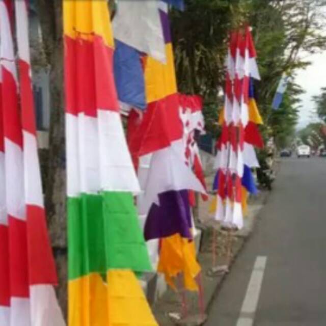 Umbul Umbul Warna warni atau Umbul Umbul Serba guna 2.7M Di Bali