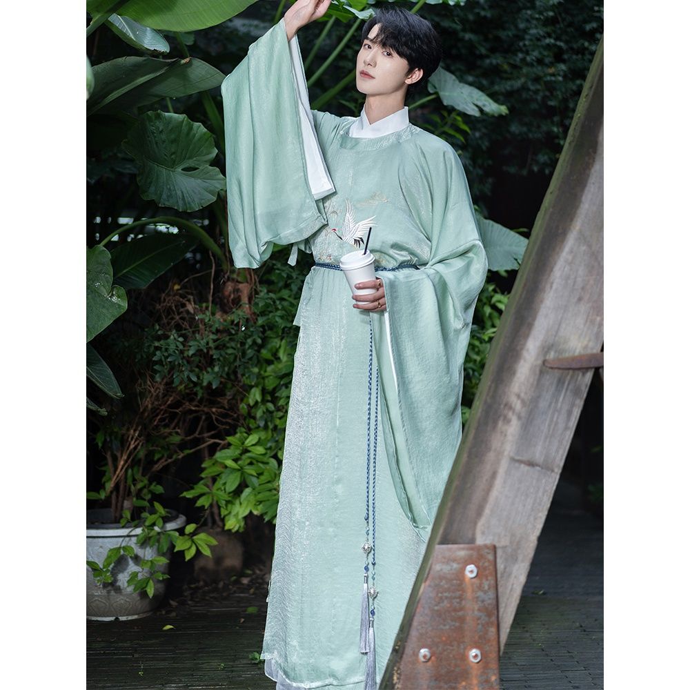 Donghei original Hanfu Ming round neck gown men's and women's same Chinese style Ancient Costume emb