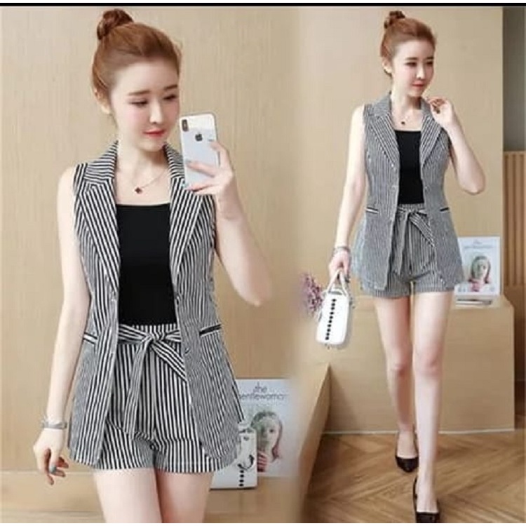 VVV OLSHOP  ST MIlka Dua Motif yaitu Motif Salur dan Motif Kotak Tanpa Iner / Blazer Wanita Import