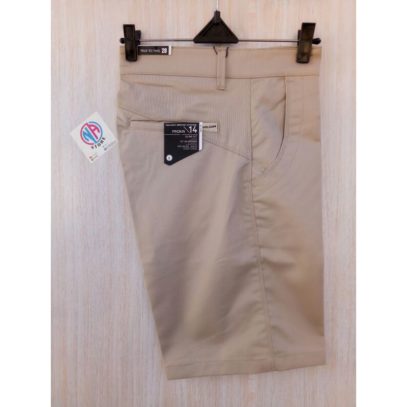 celana pendek VOLCOM