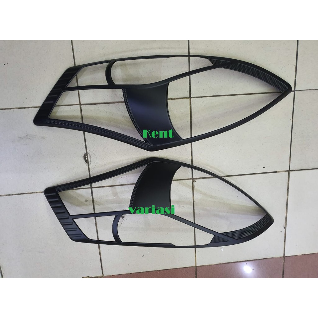 Garnish Depan Head Lamp List Lampu Depan Ertiga Lama Hitam