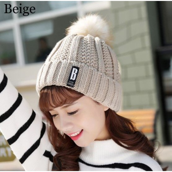 Topi Kupluk Rajut Hangat Wanita Import untuk Winter / Topi Musim Dingin