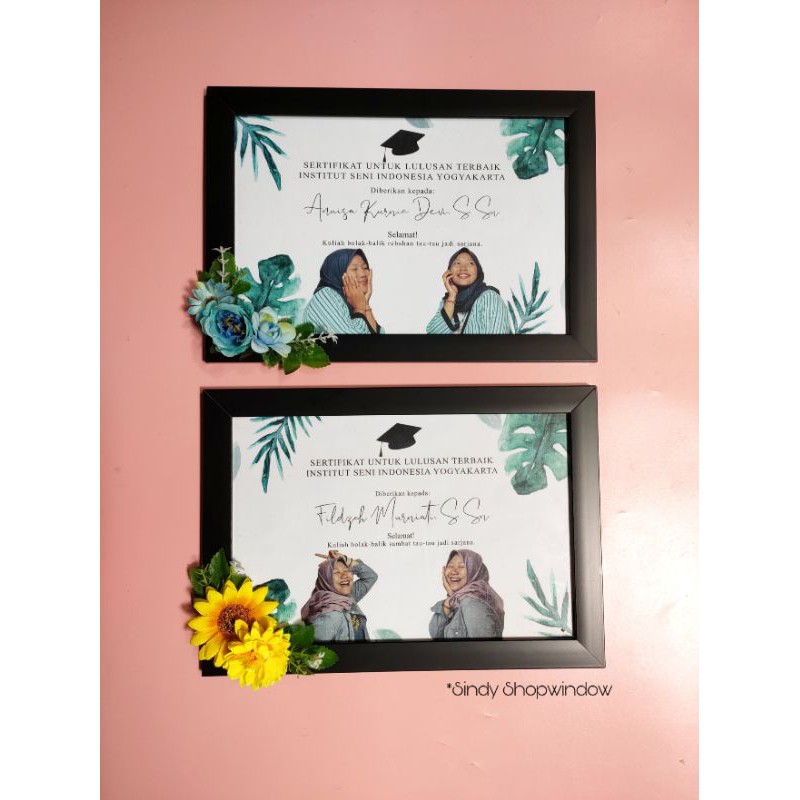 Pigora Foto Hias Bunga / Pigora Wisuda / Hadiah Wisuda