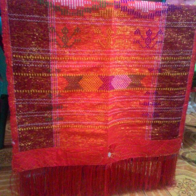 Ulos Sadum Rambu Padat