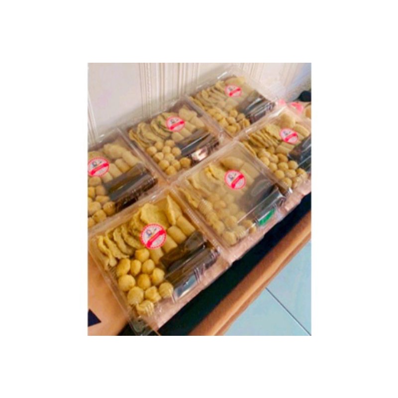 

pempek asli palembang paket 1/2kg free cuko