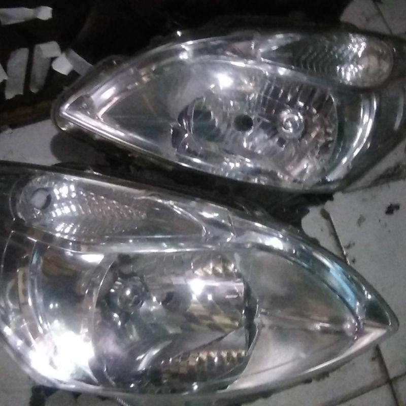headlamp lampu depan suzuki Ertiga