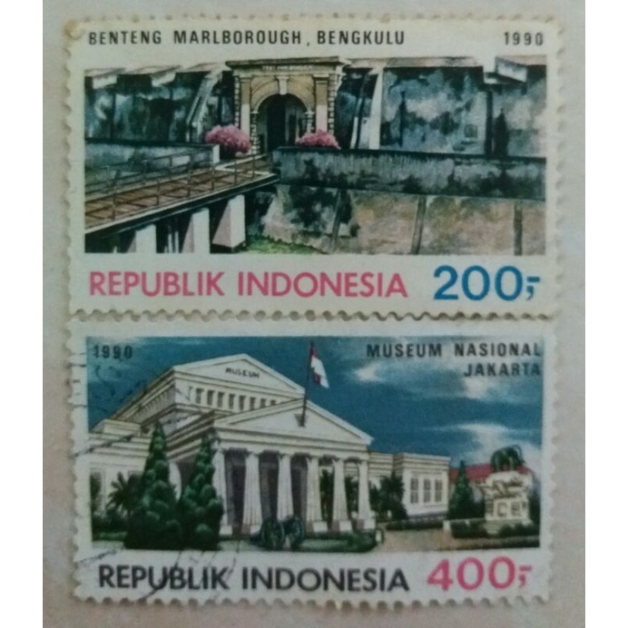 

Perangko Pariwisata Tahun 1990 Set 2pcs Used
