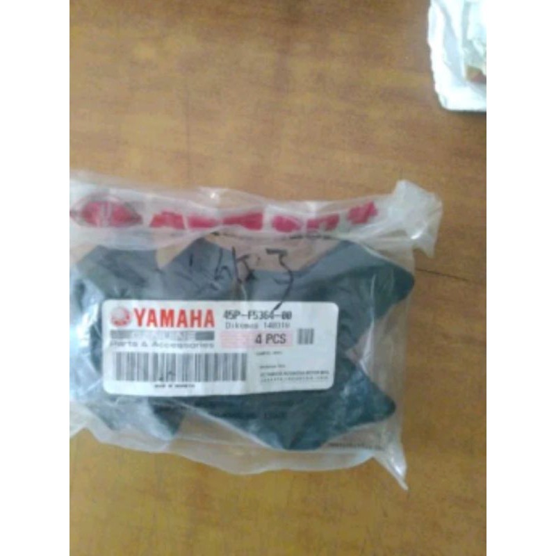 KARET TROMOL RODA BELAKANG YAMAHA BYSON VIXION OLD ORI YGP