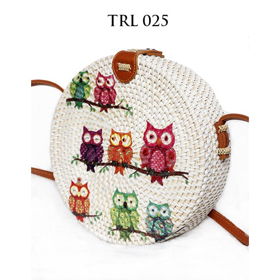 

The Ziel Tas Rotan Bali Bulat Diameter 20cm Lukis Decoupage Motif Burung Hantu TRL025